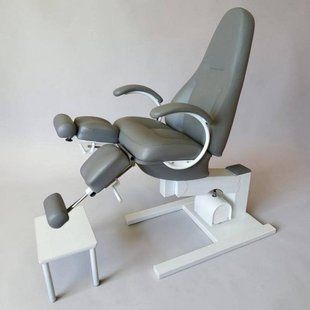 Педикюрно-косметологическое кресло КП-5 с подставкой для ванночки SDM_kp-5_m фото