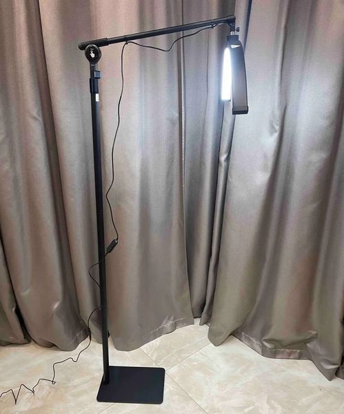 Бестеневая LED-лампа на штативе F-700B, 31 Вт,  черная BX_f_700_b фото