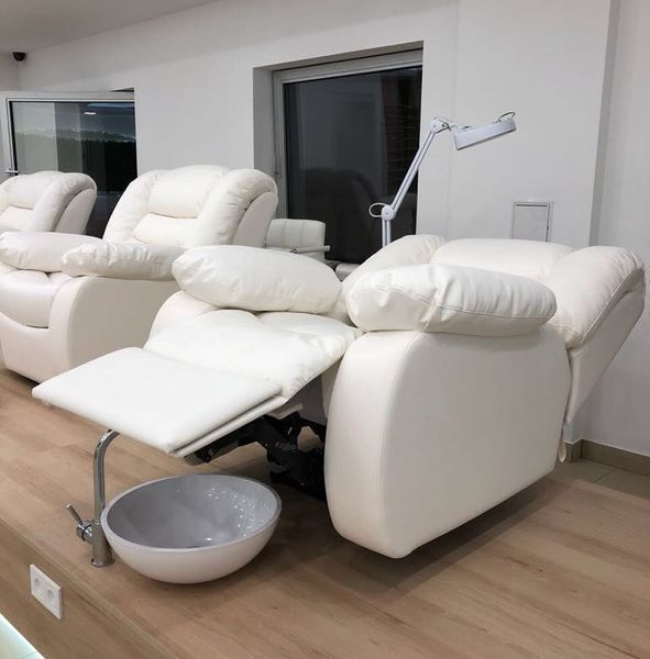 Педикюрне SPA крісло-реклайнер Ontario з електроприводом із 2 моторами DuoLiner KN_ontario_z_e_d_l фото