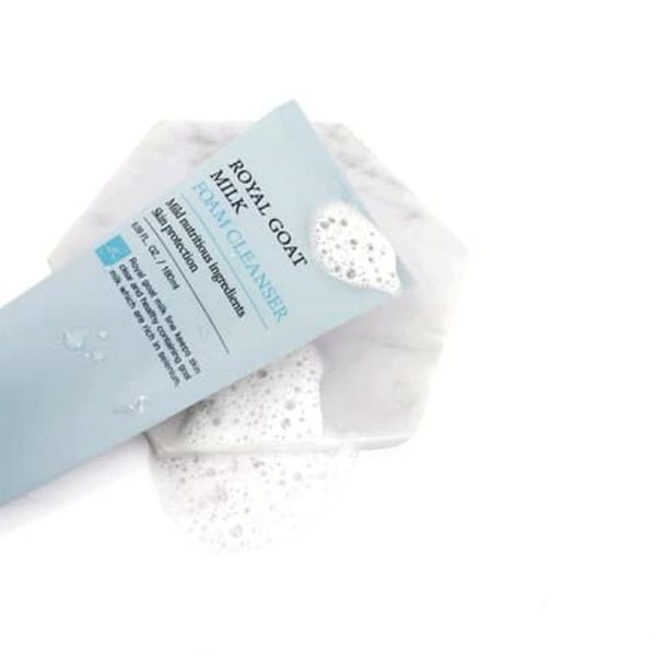 Пенка для умывания с экстрактом козьего молока Dr.Hedison Royal Goat Milk Foam Cleanser RS_12037200 фото